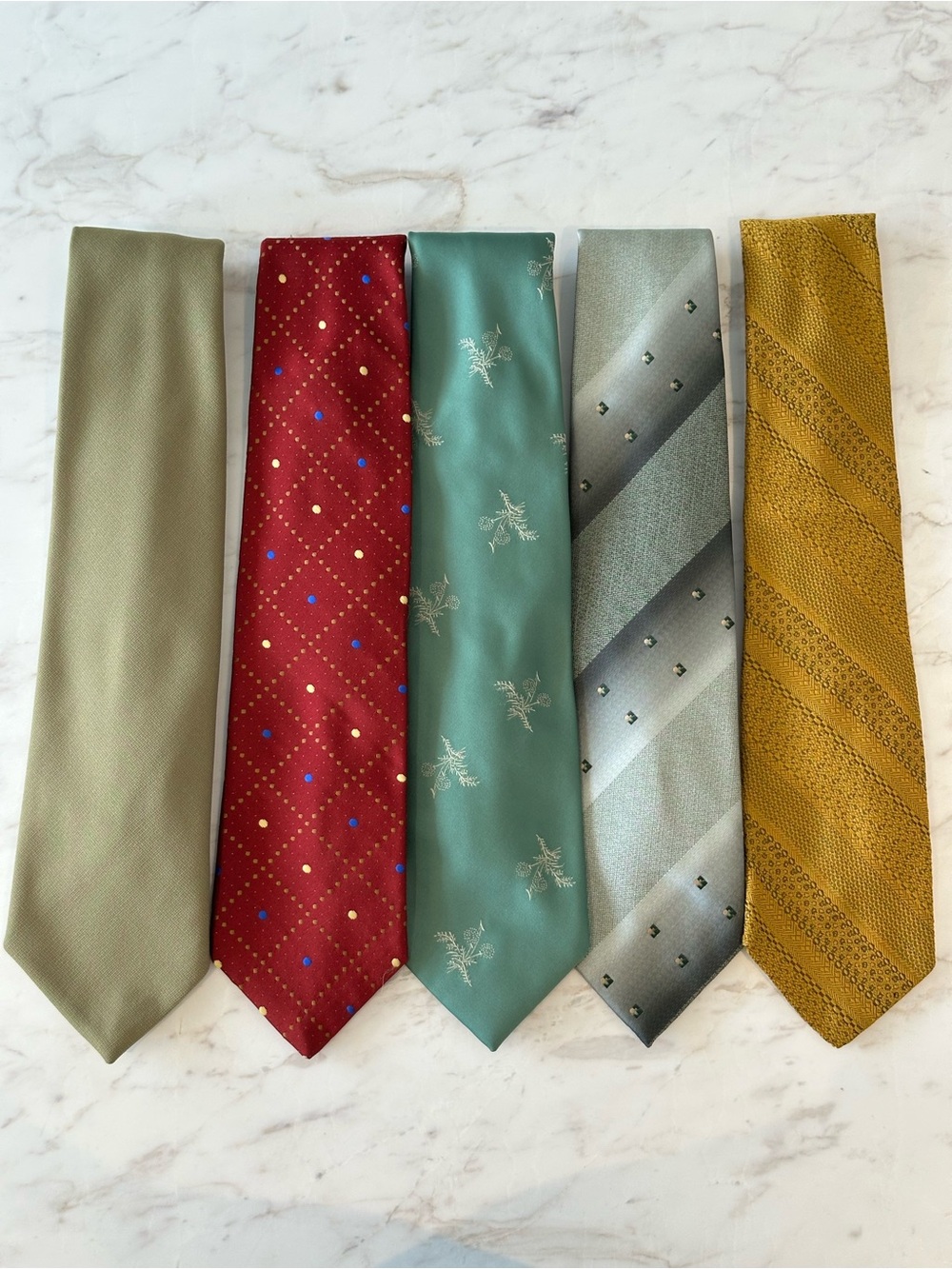 Vintage 1970’s Men’s Tie Bundle of 5 Ties